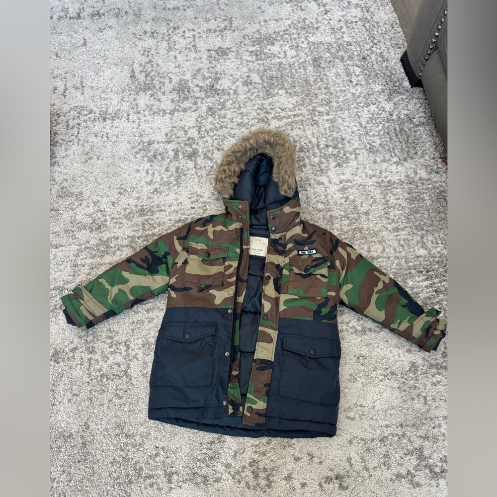 Boys Zara Kids Camo Puffer Jacket Parka Size 7 Faux Fur Hood Winter Coat